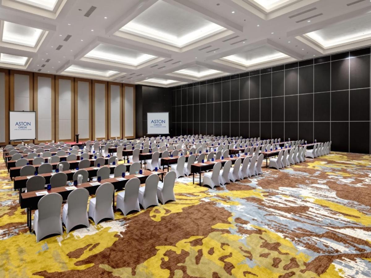 Aston Gresik Hotel & Conference Center מראה חיצוני תמונה