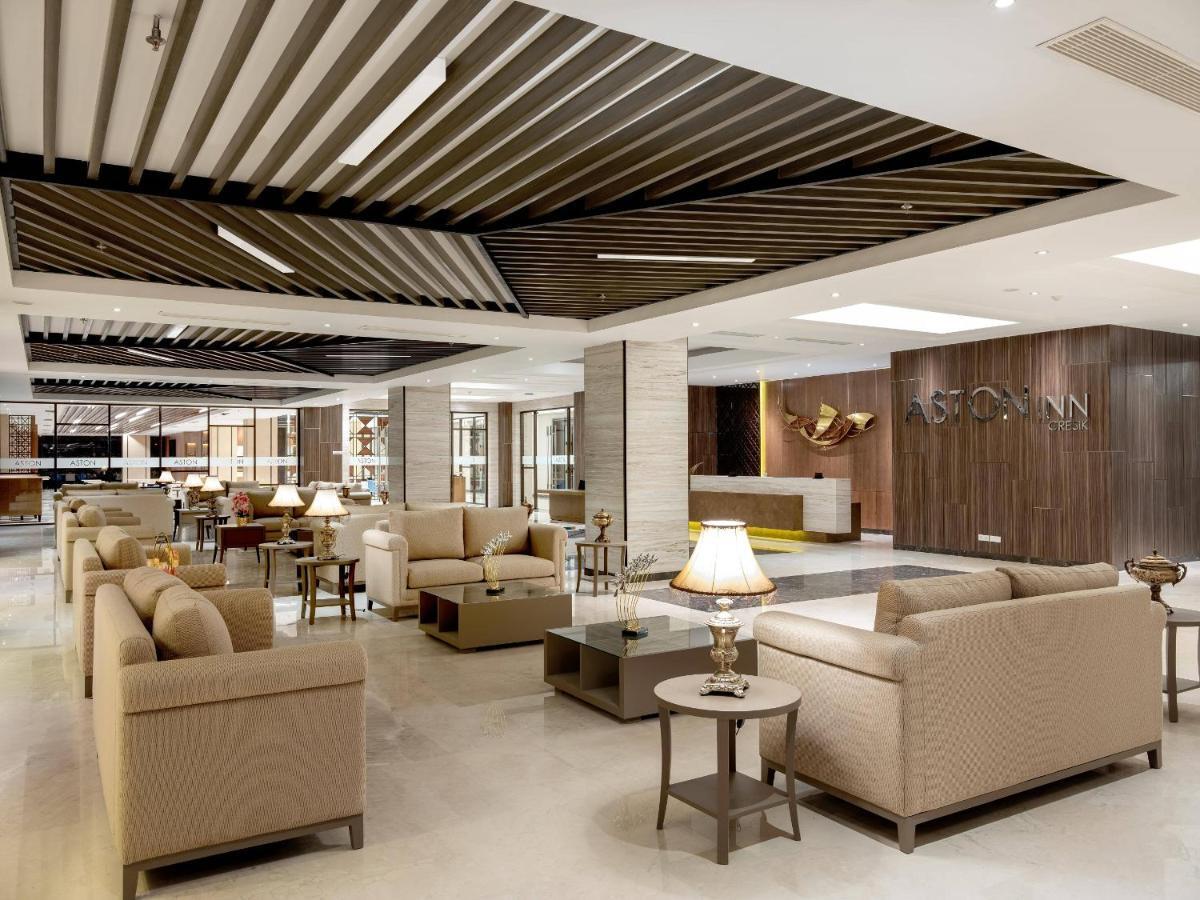 Aston Gresik Hotel & Conference Center מראה חיצוני תמונה